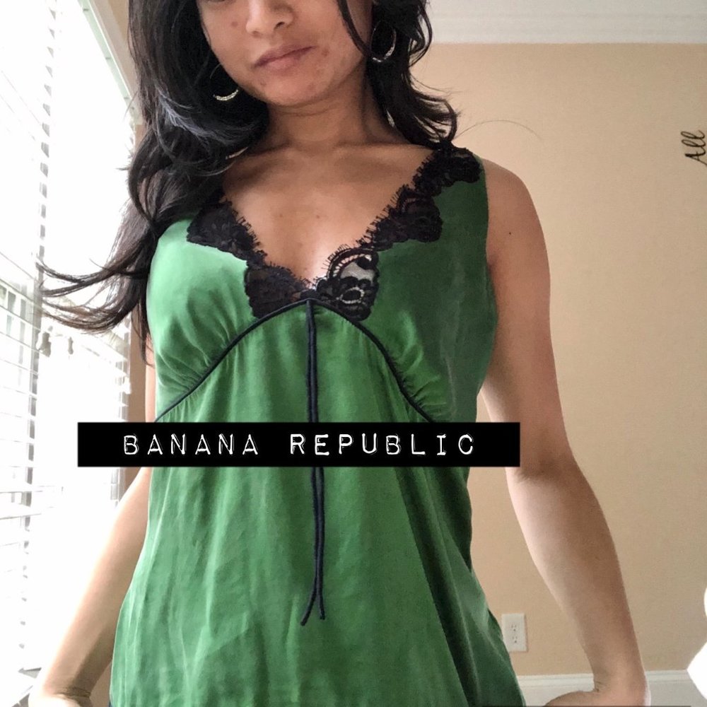 Banana Republic Silky Green Blouse